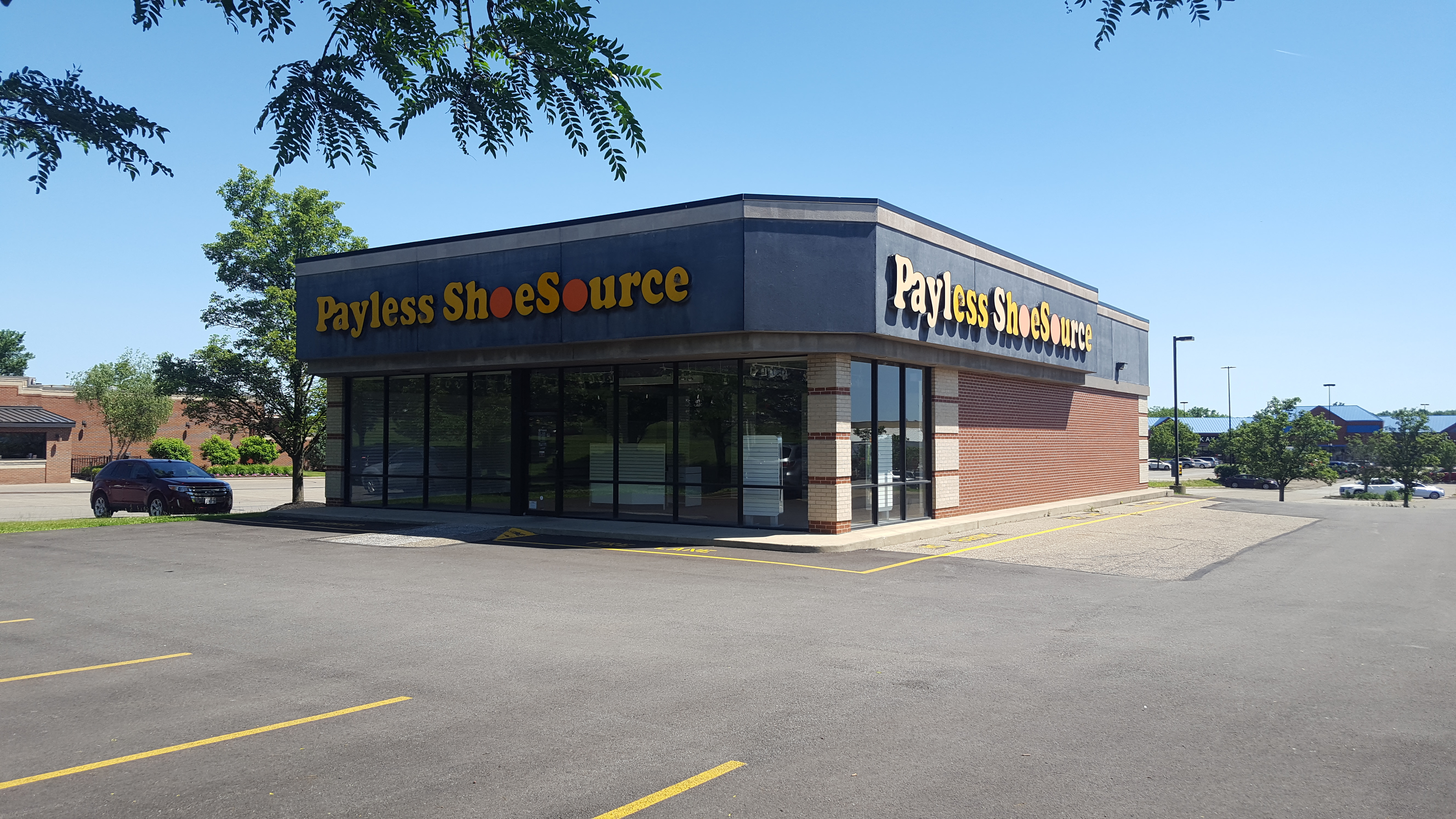 payless brookpark rd